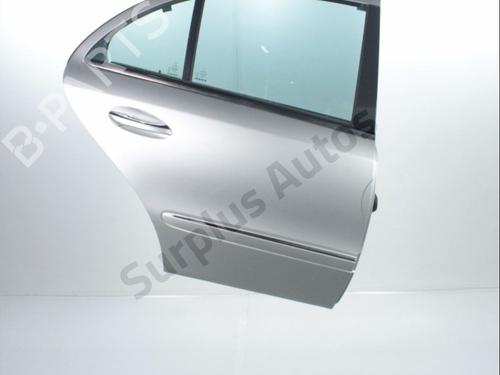 Dør højre bagtil MERCEDES-BENZ E-CLASS (W211) E 500 4-matic (211.083) (306 hp) 28253260