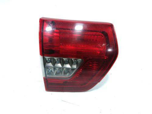Used Left tailgate light Left tailgate light 31005889 31005889