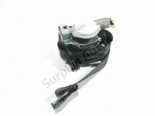 front-left-seatbelt-ds-ds-3-sa_-2015-2016-2017-2018-2019-33034340 main image