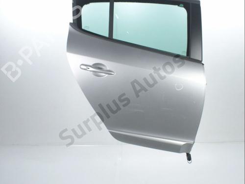 Used Right rear door RENAULT MEGANE III Hatchback (BZ0/1_, B3_) 1.2 TCe (BZ2B, BZ11) (116 hp) 28253275