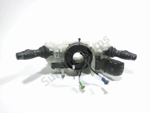 steering-wheel-controls-renault-megane-iii-hatchback-bz01_-b3_-2008-34001726 main image