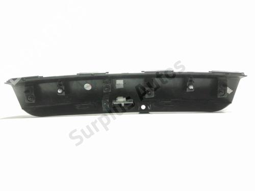 Switch PEUGEOT 2008 II (UD_, US_, UY_, UJ_, UR_, UC_) 1.2 PureTech 130 (USHNS, URHNS) | BP29048633I30