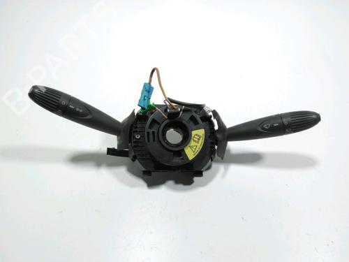 Stuurwielbediening FIAT PUNTO (188_) 1.2 60 (188.030, .050, .130, .150, .230, .250) (60 hp) 28226833