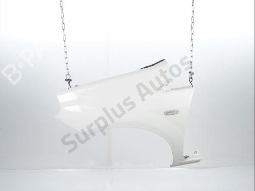 Used Left front fenders Left front fenders 37771758 37771758