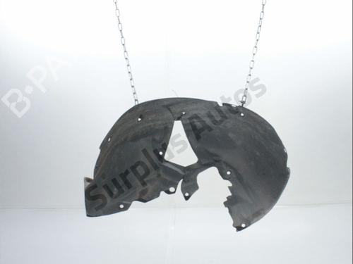 Used Wheel arch RENAULT SCÉNIC II (JM0/1_) 1.9 dCi (JM14) (131 hp) 28236520