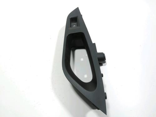 Used Right rear window switch Right rear window switch 37778331 37778331