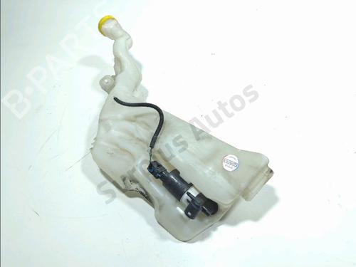 windscreen-washer-tank-renault-megane-iv-hatchback-b9amn_-2015-33686542 main image