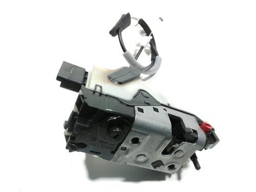 Rear right lock PEUGEOT 2008 I (CU_) 1.2 THP 110 / PureTech 110 | BP28254173C99
