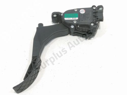 Pedal Pedal VW POLO V (6R1, 6C1) 1.4 (6R1) (85 hp) 33867223 33867223