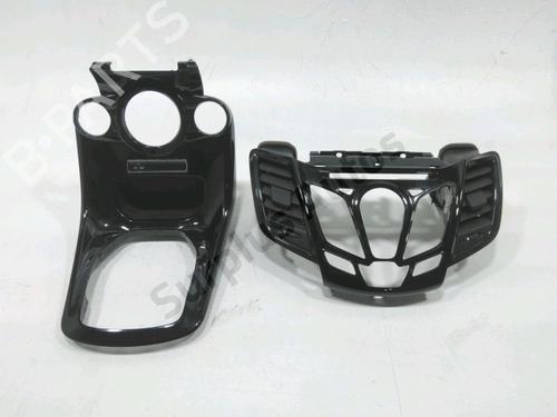 Console centrale FORD FIESTA VI (CB1, CCN) 1.5 TDCi (75 hp) 30991885