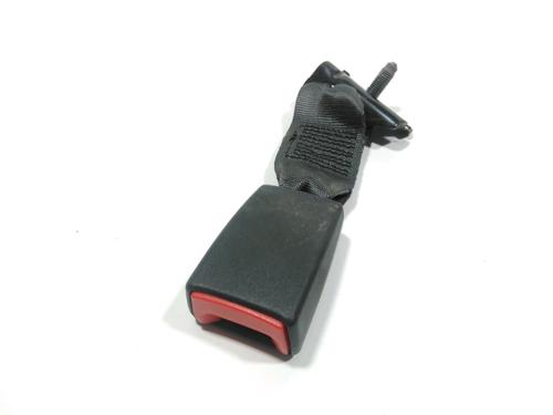 Used Seat buckle FIAT 500 (312_) 1.3 D Multijet (312AXB1A) (75 hp) 28233446