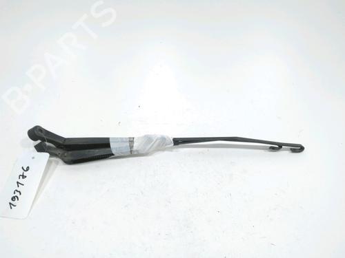 Used Front windshield wiper arm SUZUKI JIMNY Closed Off-Road Vehicle (SN) 1.5 DDiS 4x4 (86 hp) 31007731