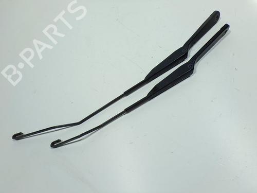 Used Front windshield wiper arm PEUGEOT PARTNER Box Body/MPV (5_, G_) [1996-2025]  29860204