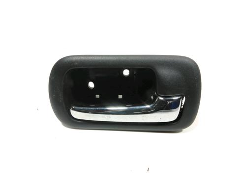 Used Front right interior door handle Front right interior door handle HONDA CIVIC VII Hatchback (EU, EP, EV) 1.7 CTDi (EP4, EU9) (100 hp) 28242758 28242758