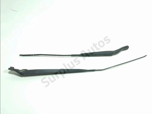 front-windshield-wiper-arm-renault-clio-iii-br01-cr01-2005-2006-2007-2008-2009-2010-2011-2012-2013-2014-32102759 main image