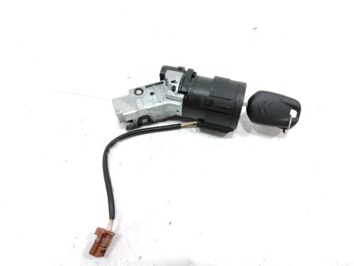 Used Ignition barrel Ignition barrel CITROËN C3 III (SX) 1.2 PureTech 82 (83 hp) 37765390 37765390
