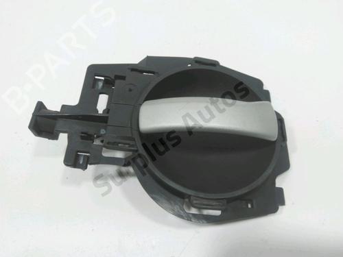 Venstre fortil invendig håndtag CITROËN C3 I (FC_, FN_) 1.4 16V (88 hp) 31964257