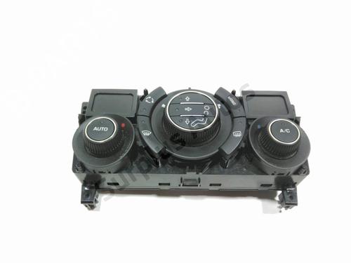 Used Climate control PEUGEOT 308 I (4A_, 4C_) 1.6 HDi (109 hp) 28228244