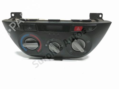 Commande Chauffage TOYOTA RAV 4 II (_A2_) 2.0 D 4WD (CLA20_, CLA21_, CLA20R, CLA21R) (116 hp) 30101735