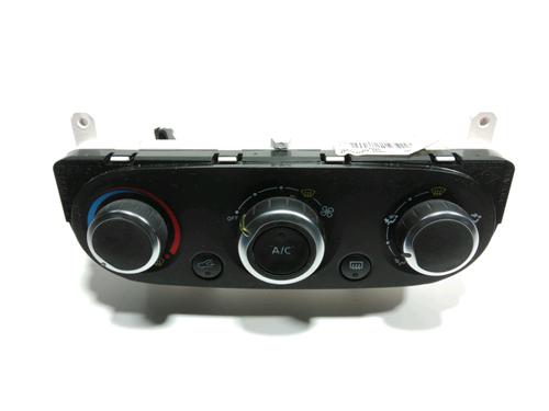 Used Climate control Climate control 28227653 28227653