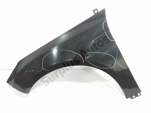Used Left front fenders Left front fenders 37771779 37771779