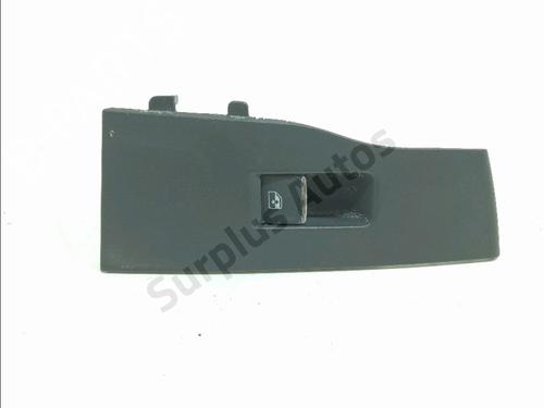 Used Right rear window switch Right rear window switch 39524972 39524972
