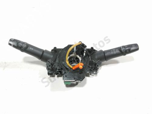 steering-wheel-controls-mitsubishi-mirage-space-star-vi-hatchback-a0_a-2012-39088663 main image