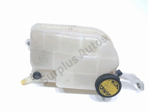 expansion-tank-toyota-verso-_r2_-2009-2010-2011-2012-2013-2014-2015-2016-2017-2018-39765017 main image
