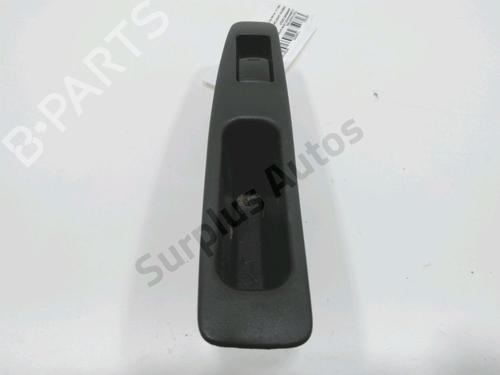 Comutador vidro trás direito NISSAN QASHQAI I (J10, NJ10) 2.0 dCi (150 hp) 30999376