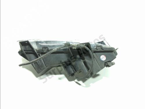 Left front fog light TESLA MODEL Y (5YJY) Long Range All-wheel Drive | BP37220727C30 - Image 2