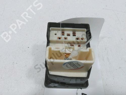Mirror switch TOYOTA YARIS (_P13_) 1.4 D (NLP130_, NLP130) | BP30994751I25