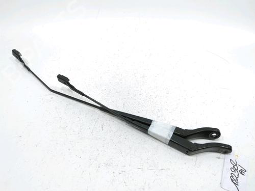 Used Front windshield wiper arm RENAULT TWINGO II (CN0_) 1.2 16V (CN0K, CN0V, CN0A) (76 hp) 31007576