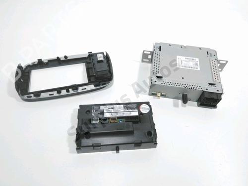 Radio SMART FORFOUR Hatchback (453) 1.0 (453.042, 453.043) | BP30086131E6 - Image 2