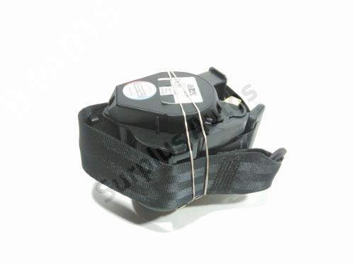 rear-left-seatbelt-dacia-duster-hm_-2017-40620725 main image