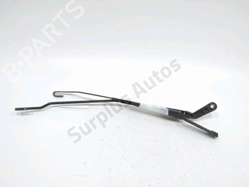 Used Front windshield wiper arm AUDI A3 (8L1) 1.8 T (150 hp) 31007893