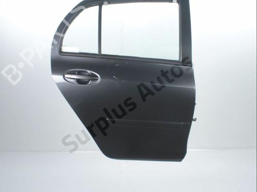 Dør høyre bak TOYOTA YARIS (_P9_) 1.4 D-4D (NLP90_, NLP90R) (90 hp) 28253241