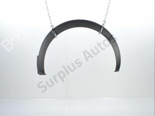 Used Rear left wheel arch trim PEUGEOT 3008 II SUV (MC_, MR_, MJ_, M4_) Hybrid (224 hp) 28256122