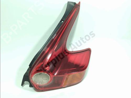right-taillight-nissan-juke-f15-2010-2011-2012-2013-2014-2015-2016-2017-2018-2019-33534633 main image