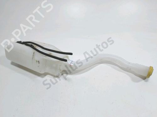 Used Windscreen washer tank Windscreen washer tank RENAULT TWINGO II (CN0_) 1.2 16V (CN04, CN0B) (75 hp) 35808389 35808389