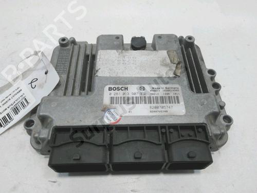 Used Engine control unit (ECU) RENAULT SCÉNIC II (JM0/1_) 1.9 dCi (JM14) (131 hp) 30984818