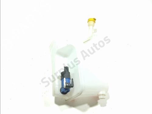 Used Windscreen washer tank Windscreen washer tank RENAULT CLIO IV Grandtour (KH_) 1.5 dCi 90 (KHN3, KHN4) (90 hp) 35720183 35720183