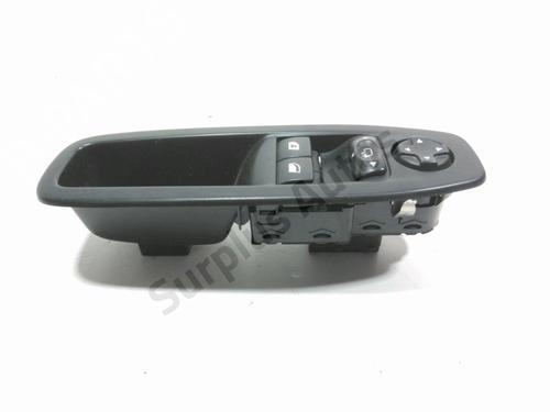 Left front window switch PEUGEOT 208 I (CA_, CC_) 1.2 VTI 82 | BP33750384I27 - Image 2
