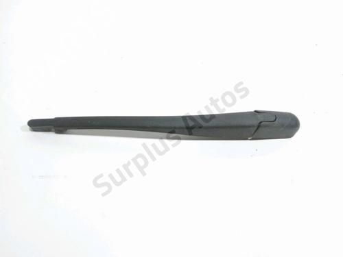 Used Rear windshield wiper arm PEUGEOT 206 Hatchback (2A/C) 2.0 HDI 90 (90 hp) 30585086