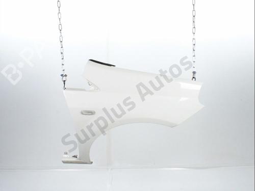 Used Right front fenders Right front fenders 37771660 37771660