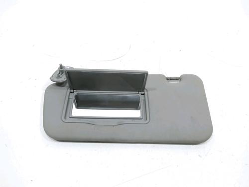 Used Left sun visor KIA CERATO I Hatchback (LD) 2.0 CRDi (112 hp) 31003938