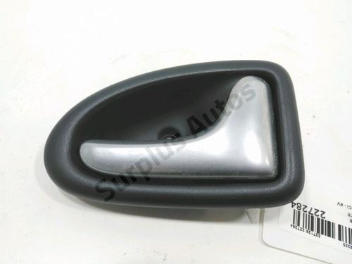 Used Front right interior door handle Front right interior door handle 30996231 30996231
