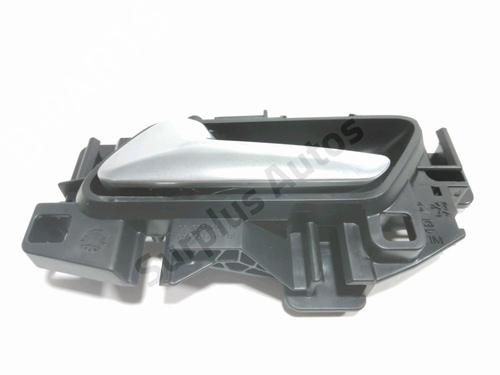 Used Front left interior door handle Front left interior door handle PEUGEOT 308 II (LB_, LP_, LW_, LH_, L3_) 1.6 HDi 100 (99 hp) 32976096 32976096