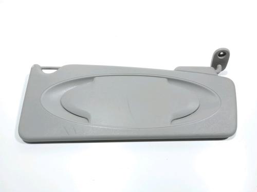 Used Right sun visor Right sun visor 28263077 28263077