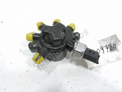 Used Injection rail Injection rail 37763212 37763212