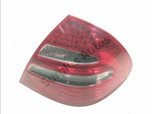 Used Right taillight Right taillight MERCEDES-BENZ E-CLASS (W211) E 220 CDI (211.006) (150 hp) 40465272 40465272